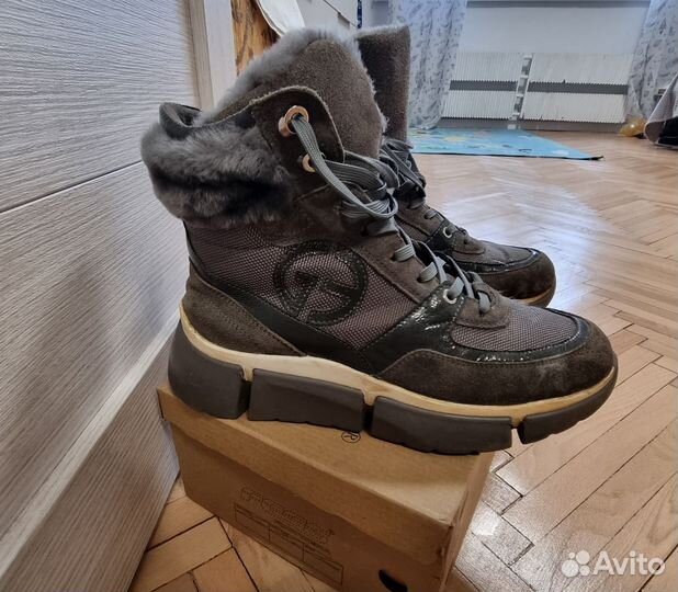 Ботинки женские зимние