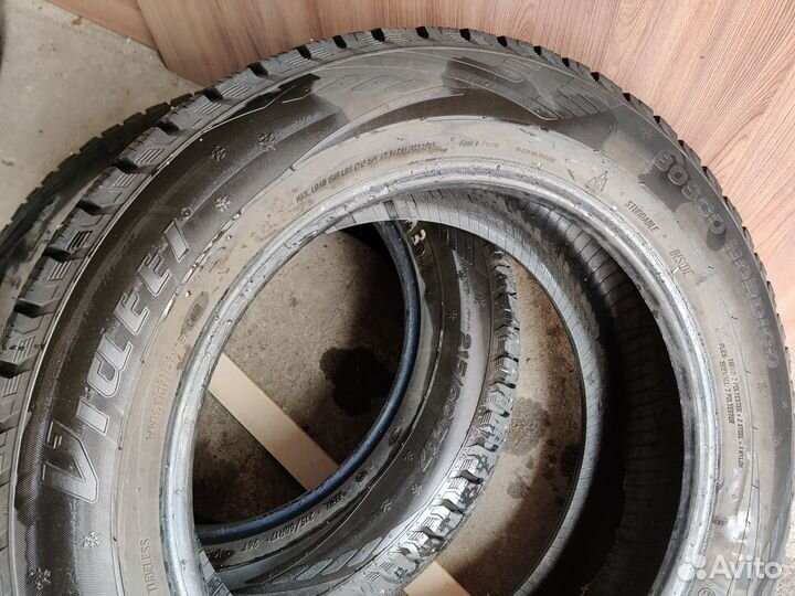 Viatti Bosco Nordico V-523 215/60 R17