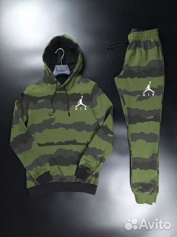 Спортивный костюм камуфляжный