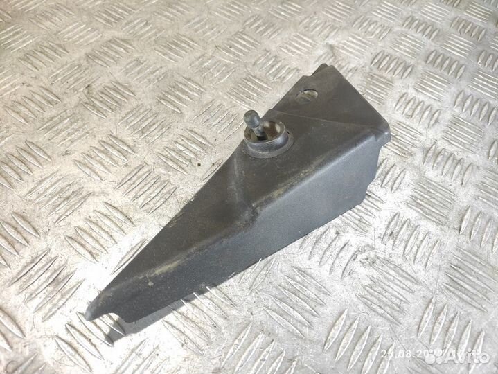 Крышка зеркала внутренняя левая Vaz Niva