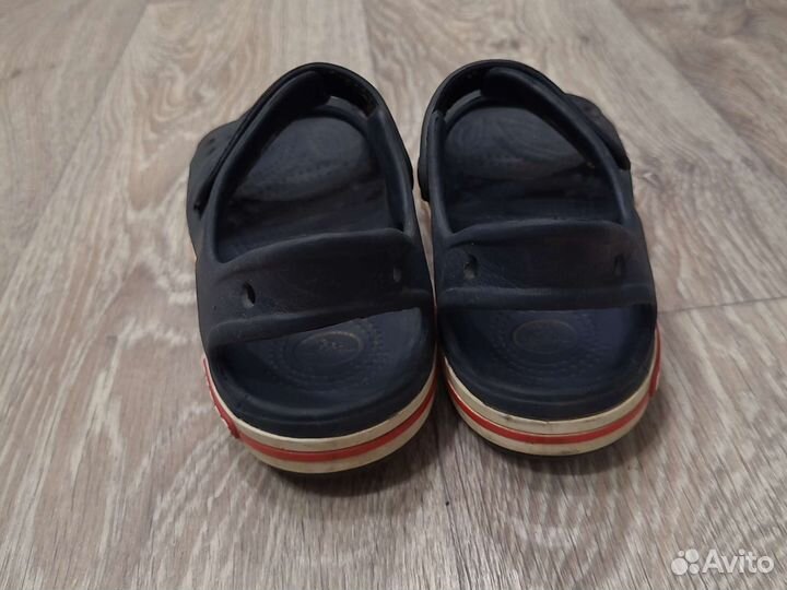 Сандалии crocs c13