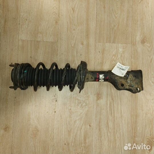 Амортизатор передний левый Honda Civic 8 4D