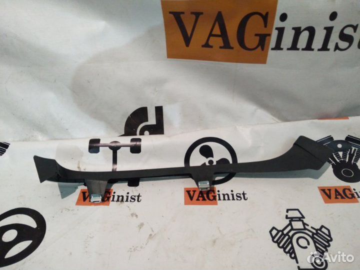 Обшивка салона задняя правая Vw Passat B6 3.2 2008