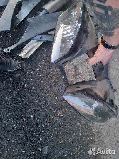 Yamaha yzf r6 фара