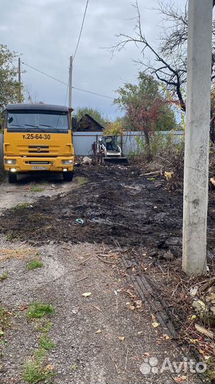 Водитель самосвала камаз