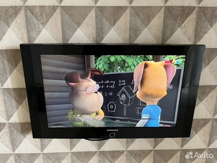 Телевизор samsung