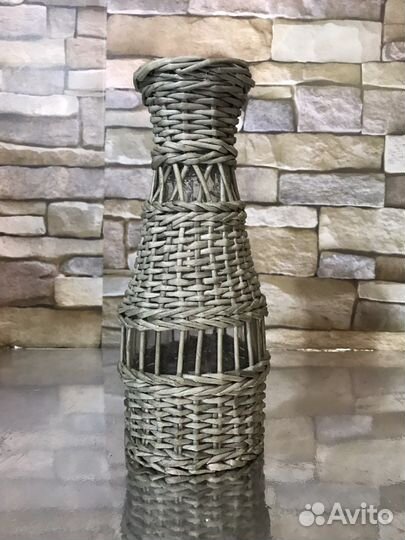 Ваза плетеная