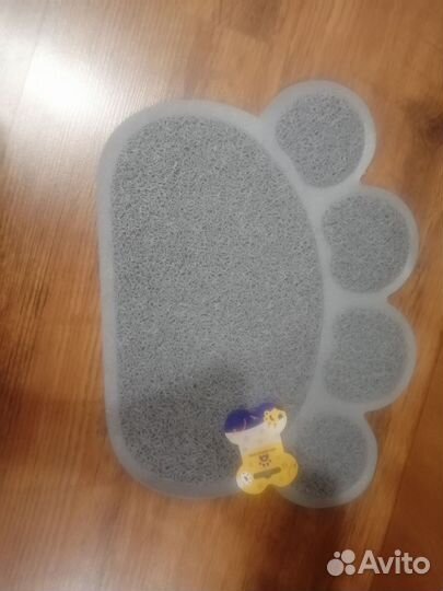 Коврик под миски