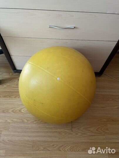 Гимнастический мяч