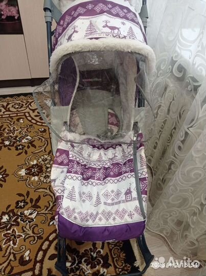 Зимняя детская коляска