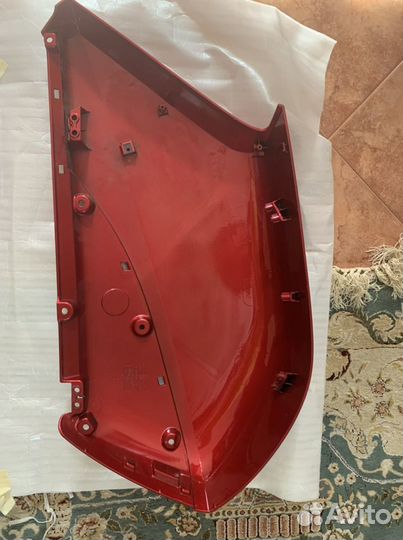 Пластиковая Крышка кофра на Honda GoldWing 1800