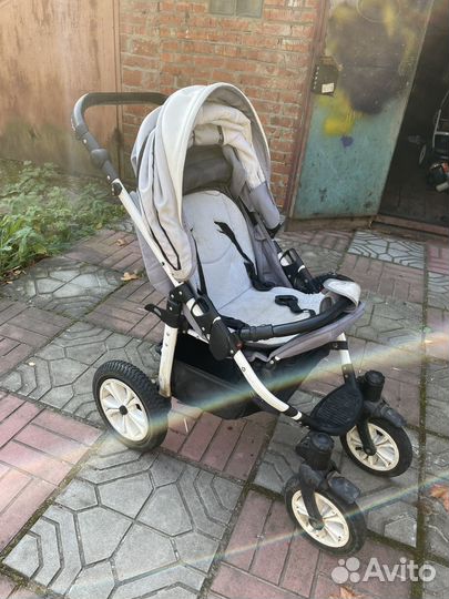Коляска универсальная