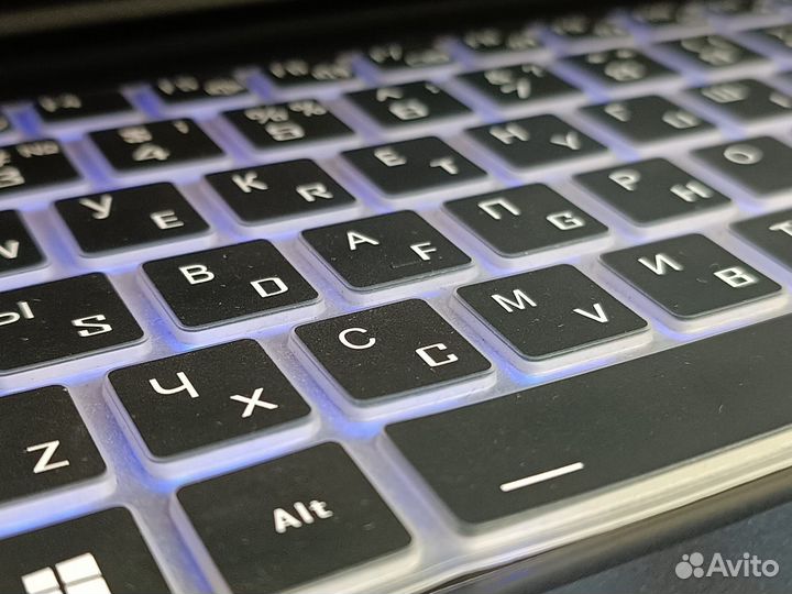 Игровой ноутбук 17.3