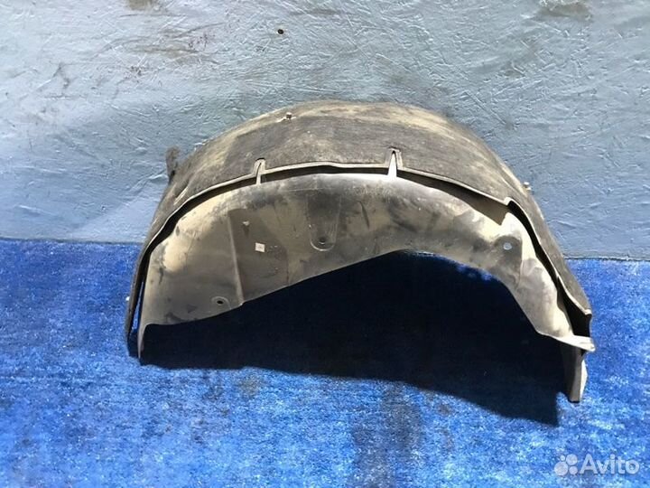 Подкрылок задний правый Range Rover Sport L320