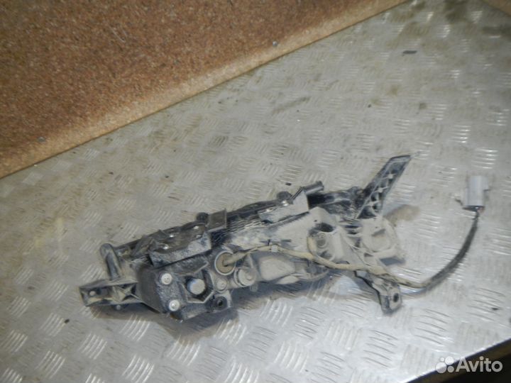 Фара противотуманная левая, Lexus (Лексус) -RX (15