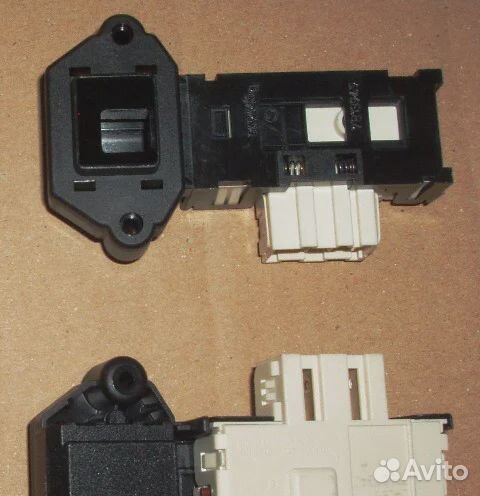 Блокировка люка sams-DA069445