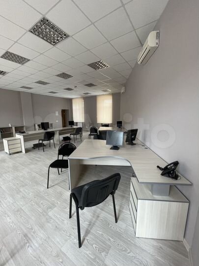 Офисы в центре до 2450 м²