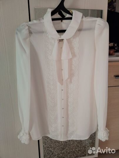 Блузка белая школьная