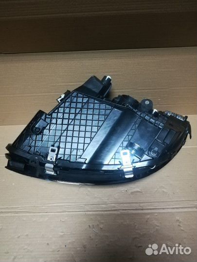 Фара правая Mercedes C-klasse W205 2018 led рестай