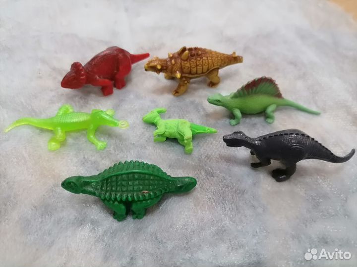 Игрушки из киндеров