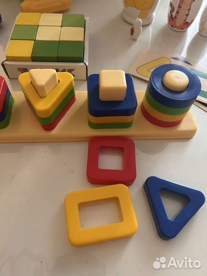 Развивающие игрушки пакетом