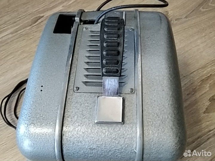 Кинопроэктор Луч-2 времён СССР