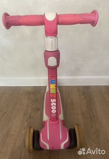 Детский трехколесный самокат