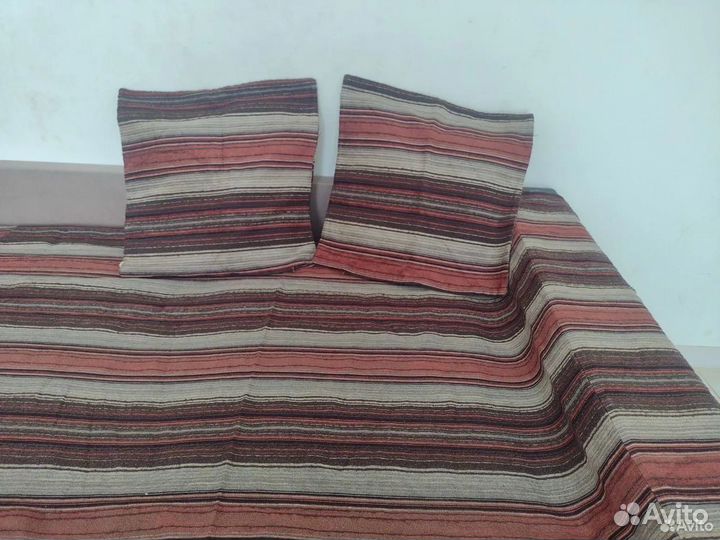 Комплект диван,кровать гобелен: покрывало,наволочк