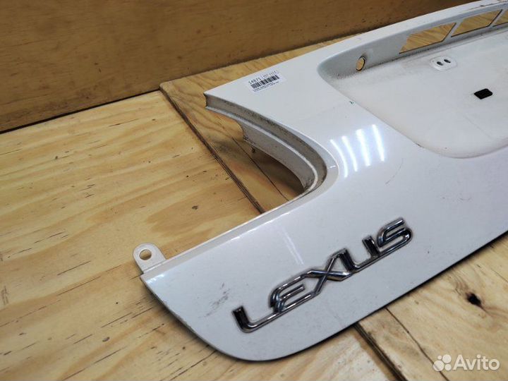 Накладка крышки багажника Lexus Gs350 GRS191