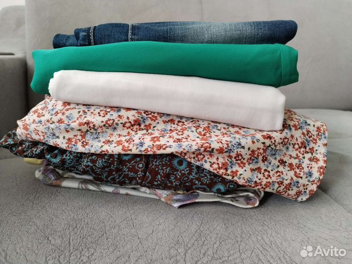 Бесплатно. Пакет одежды на девушку 44-46