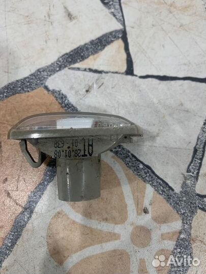 Повторитель поворота в крыло Opel Corsa хэтчбек