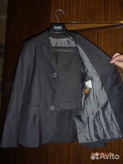 Школьная форма (пиджак + брюки)