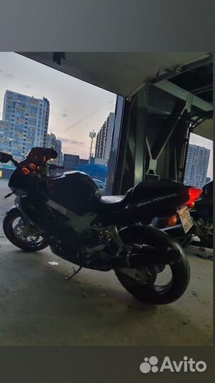 Honda VTR1000F Firestorm