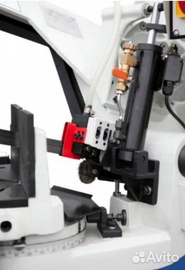 Ручной ленточнопильный станок BS 220 FH