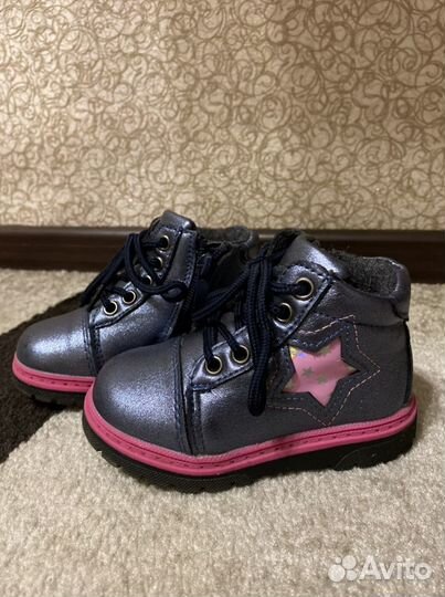 Ботинки для девочки