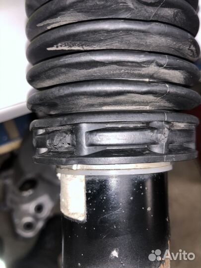 Певмостойка передняя прав Range Rover Sport2014