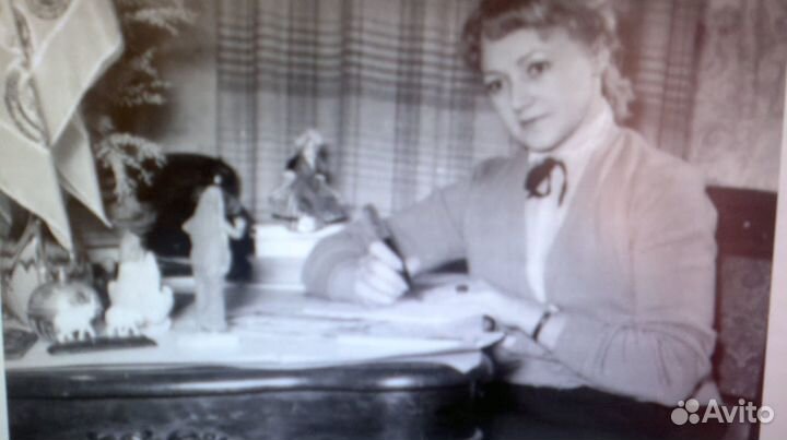 Вазы цветное стекло набор