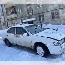 Nissan Pulsar 1.5 AT, 2000, битый, 220 000 км, с пробегом, цена 45 000 руб.