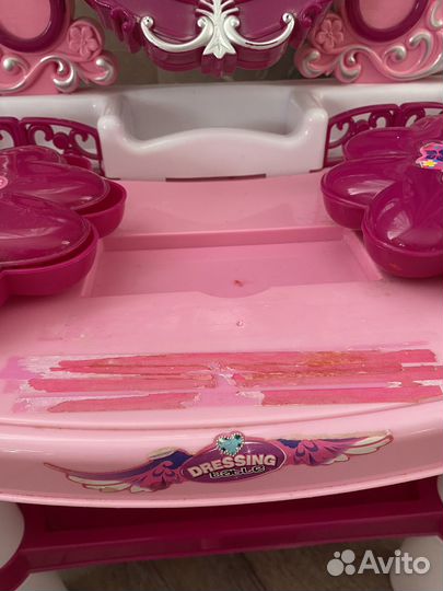 Детский туалетный столик для девочки