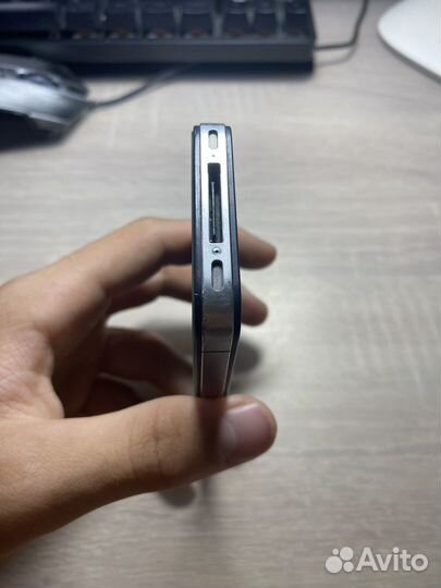 iPhone 4S, 16 ГБ