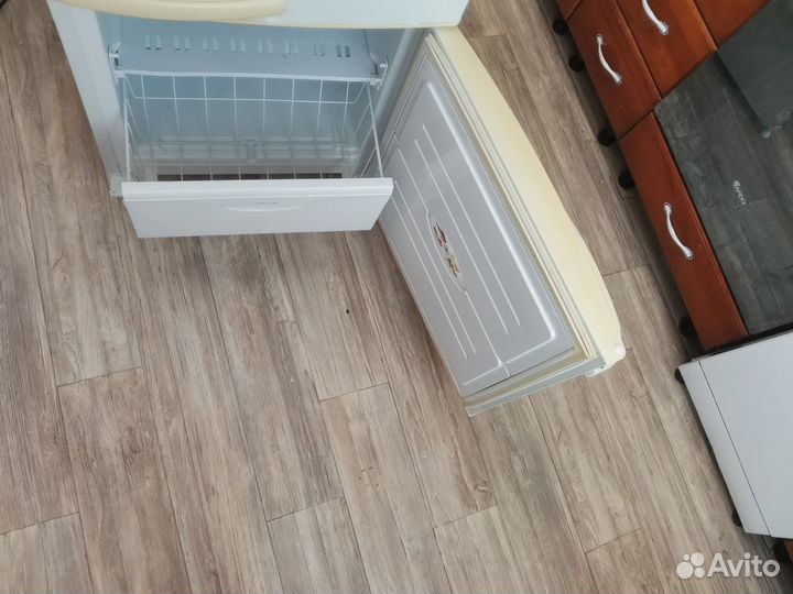 Холодильник атлант бу