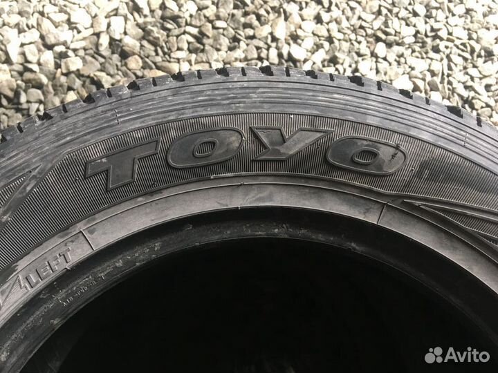 Toyo Open Country I/T 215/65 R16