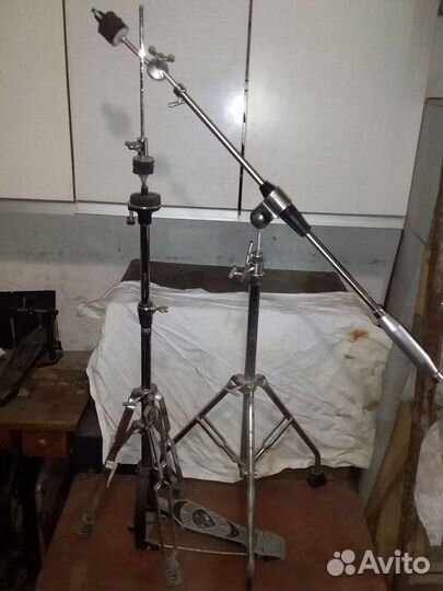 Пэды, стойки, тарелки, педали для барабанов