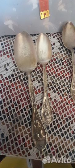 Антикварные чайные ложки гвоздика