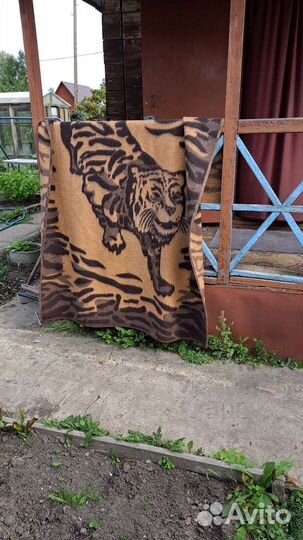 Одеяло шерстяное 145 205см