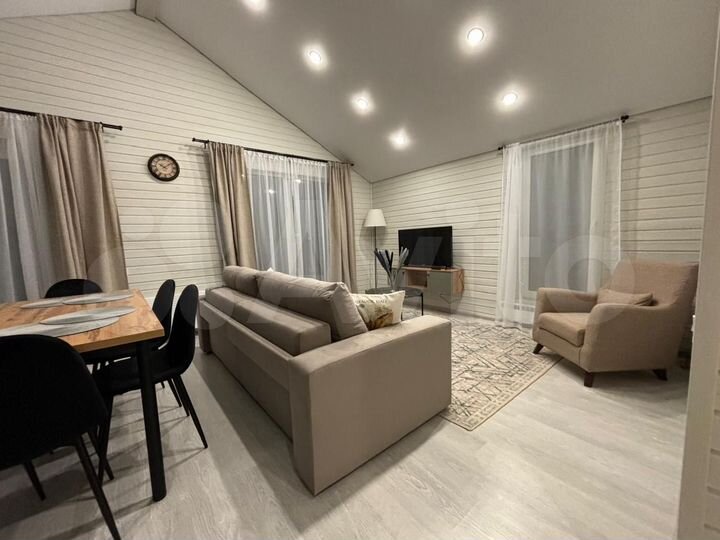 Дом 65 м² на участке 6 сот.