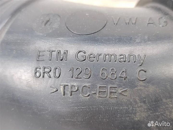 Патрубок воздушного фильтра skoda Fabia 2