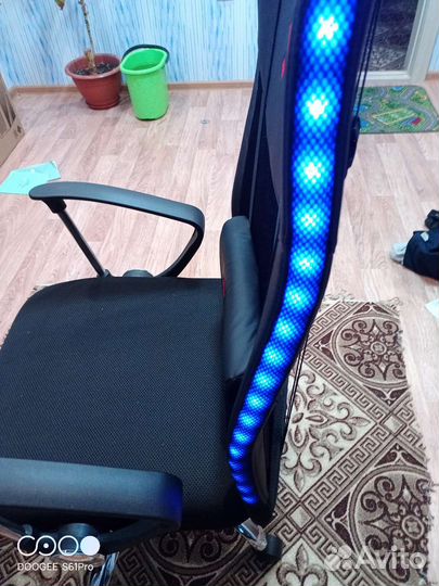 Геймерское кресло