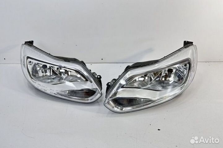 Ford Focus 3 фары комплект