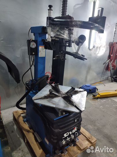 Шиномонтажный станок sivik